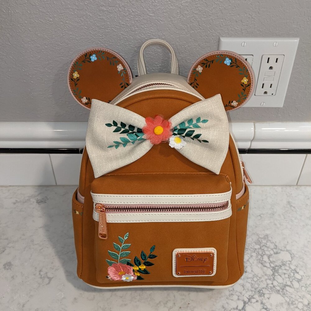 Exclusive Floral Minnie Mouse Loungefly Backpack